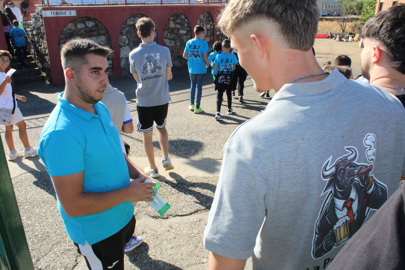 Emotivo y animado inicio de fiestas en San Miguel de Valero