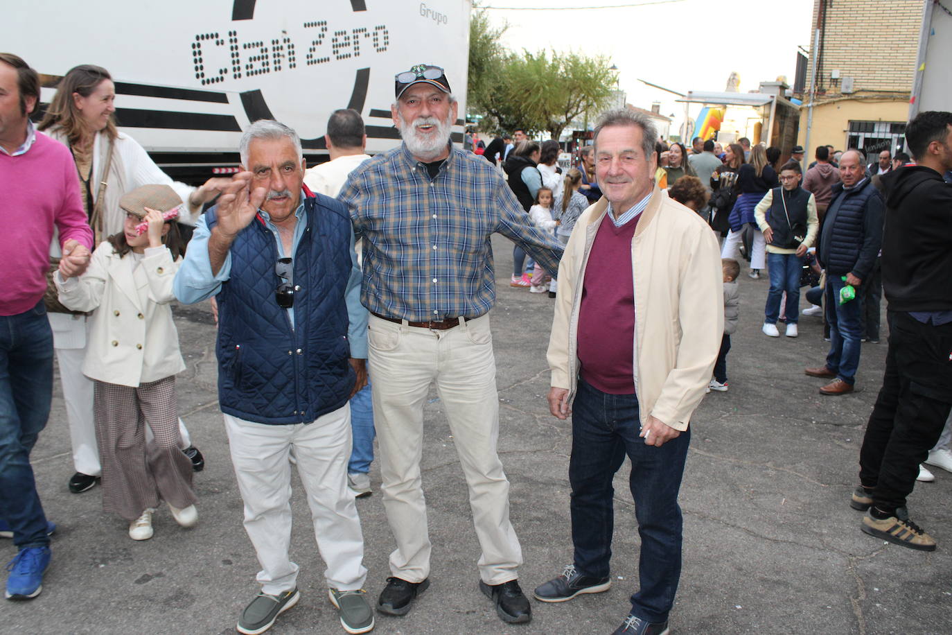 San Miguel de Valero disfruta con su fiesta y los toros