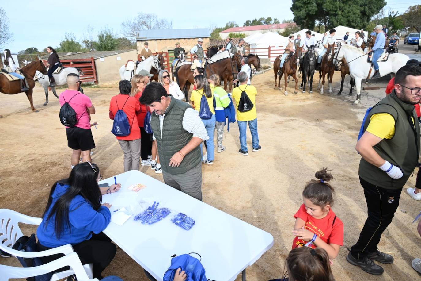 Exitosa marcha solidaria en Pedro Toro