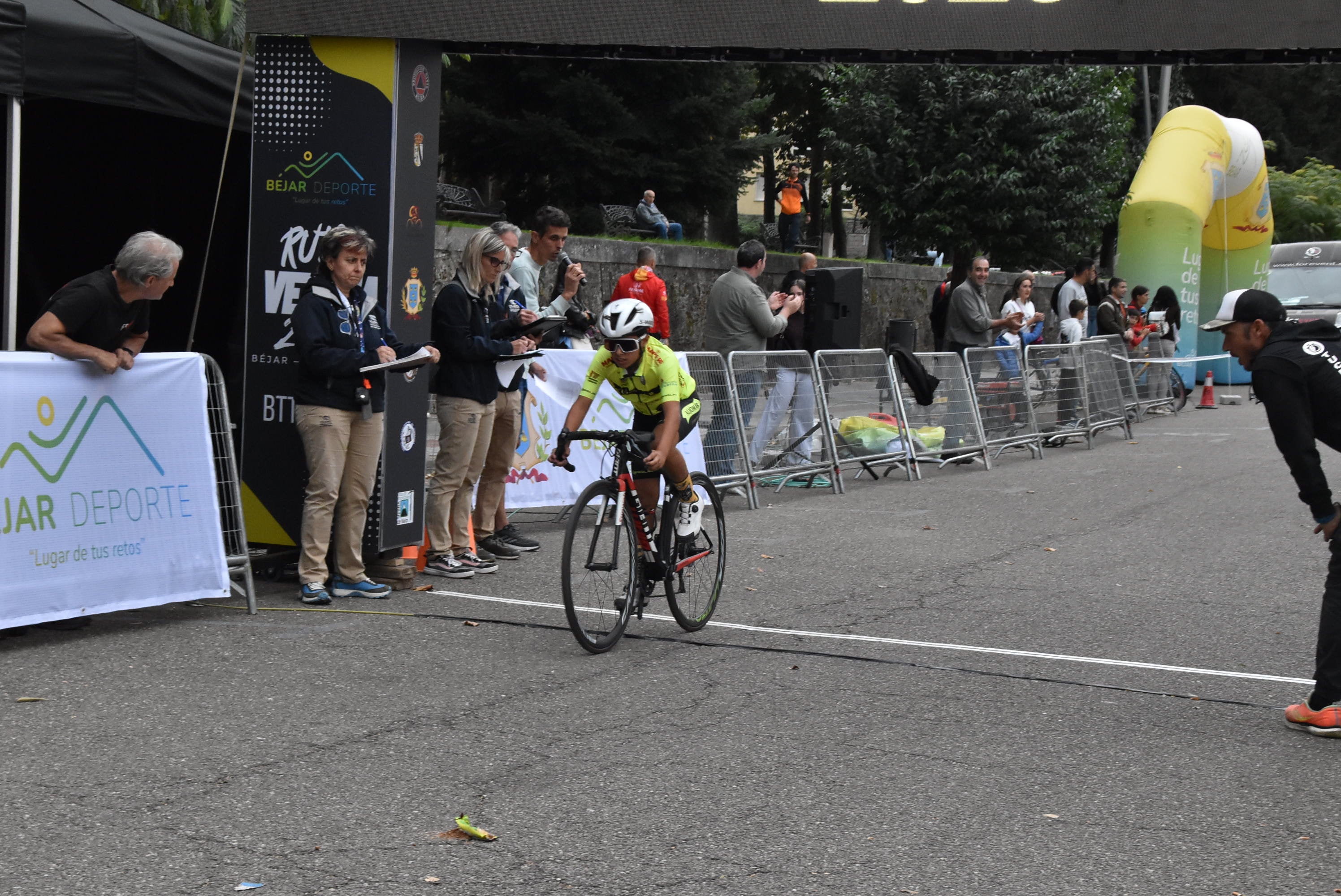 Buen ambiente en el Criterium de Dueñas en Béjar
