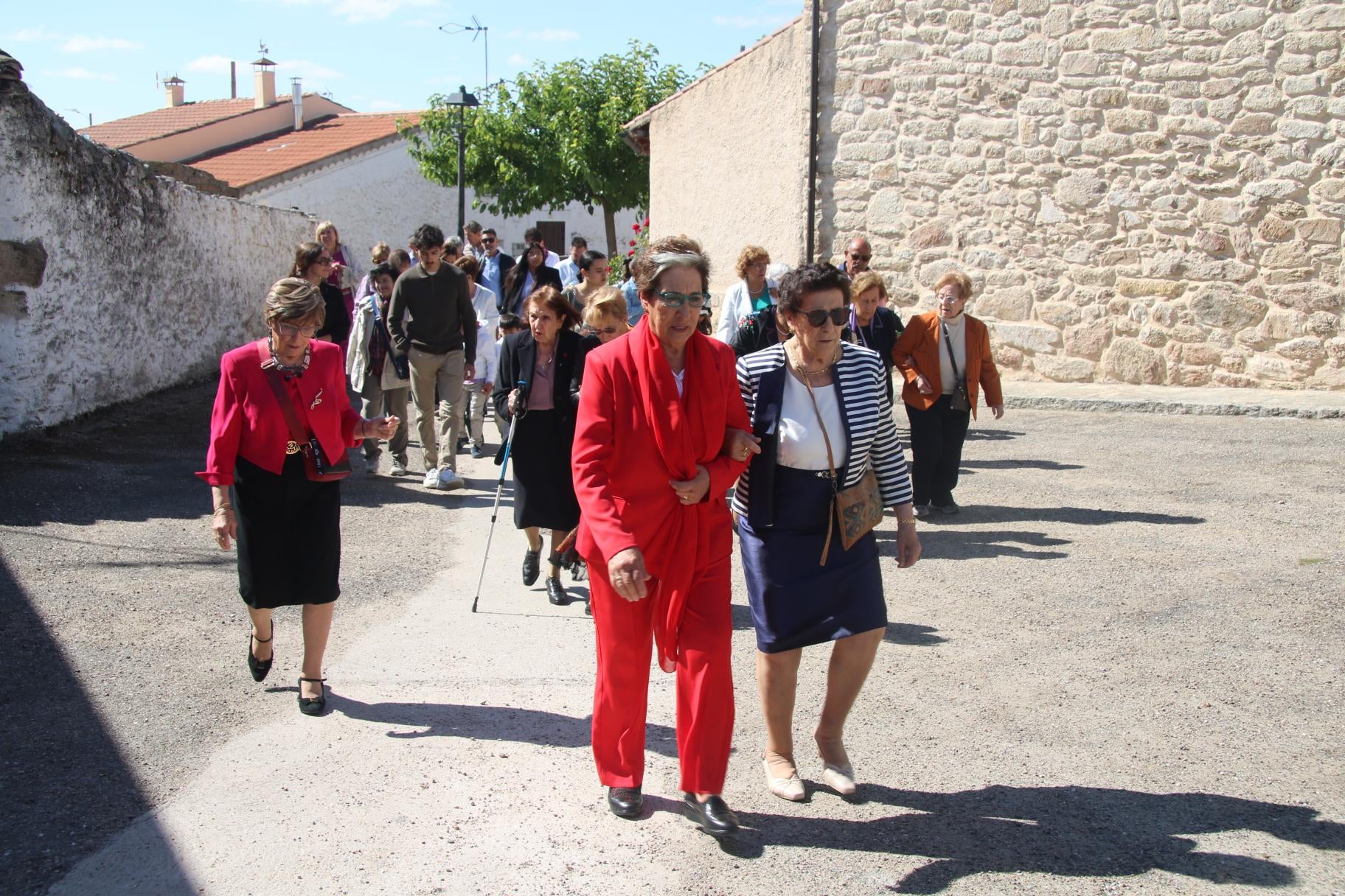 Cierre festivo en Juzbado con la gran procesión