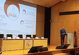 Francisco Hernández defiende la propuesta.