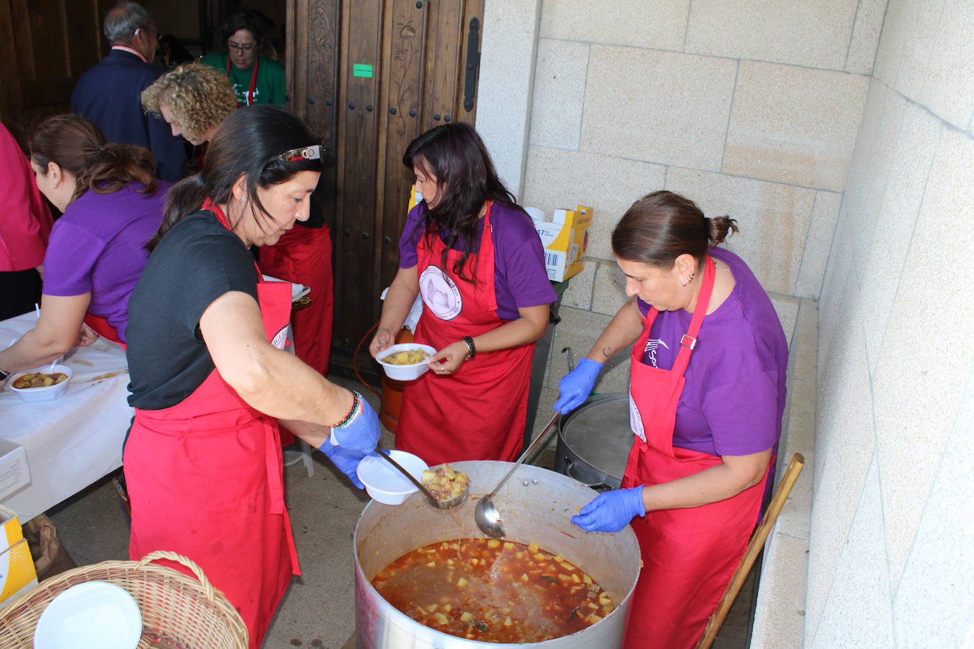 Alegre final de fiesta en San Miguel de Valero