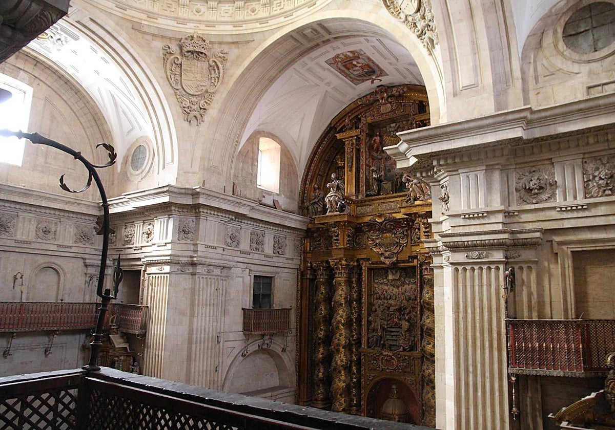 Vista interior de La Clerecía desde un matroneo.