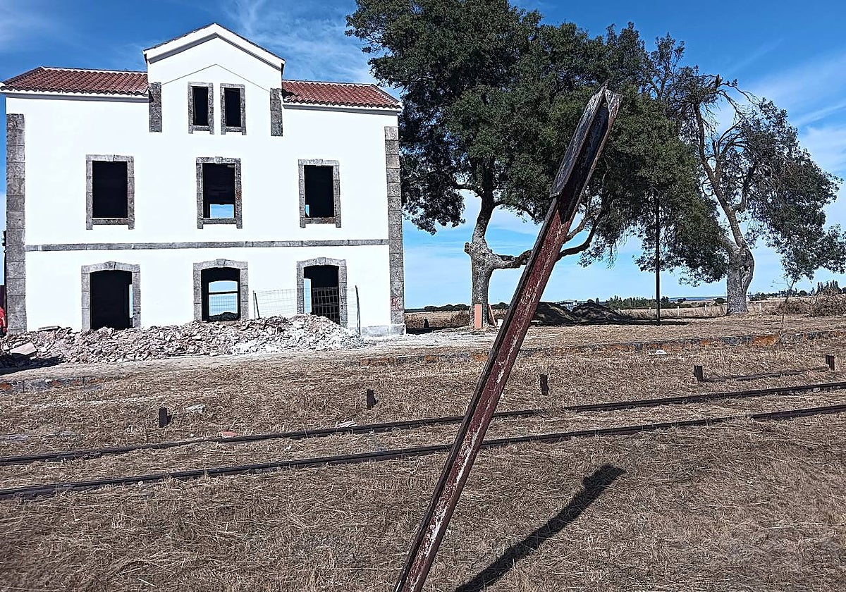 La estación ha recuperado su imagen gracias a esta intervención