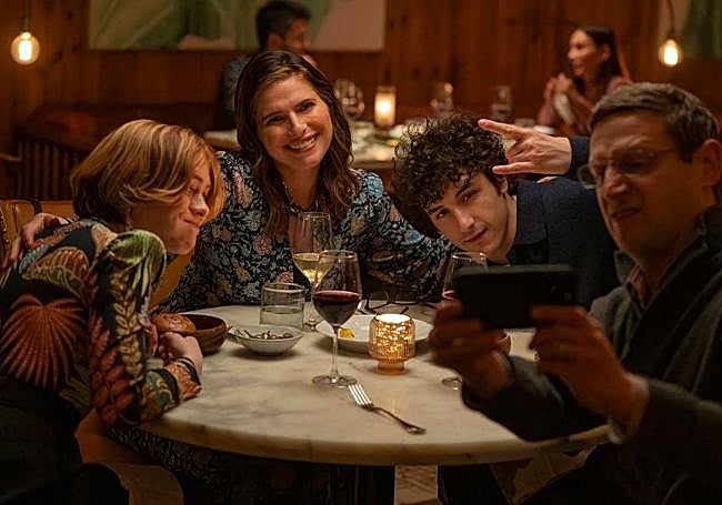 Fotograma de 'La empresa de sillas'.