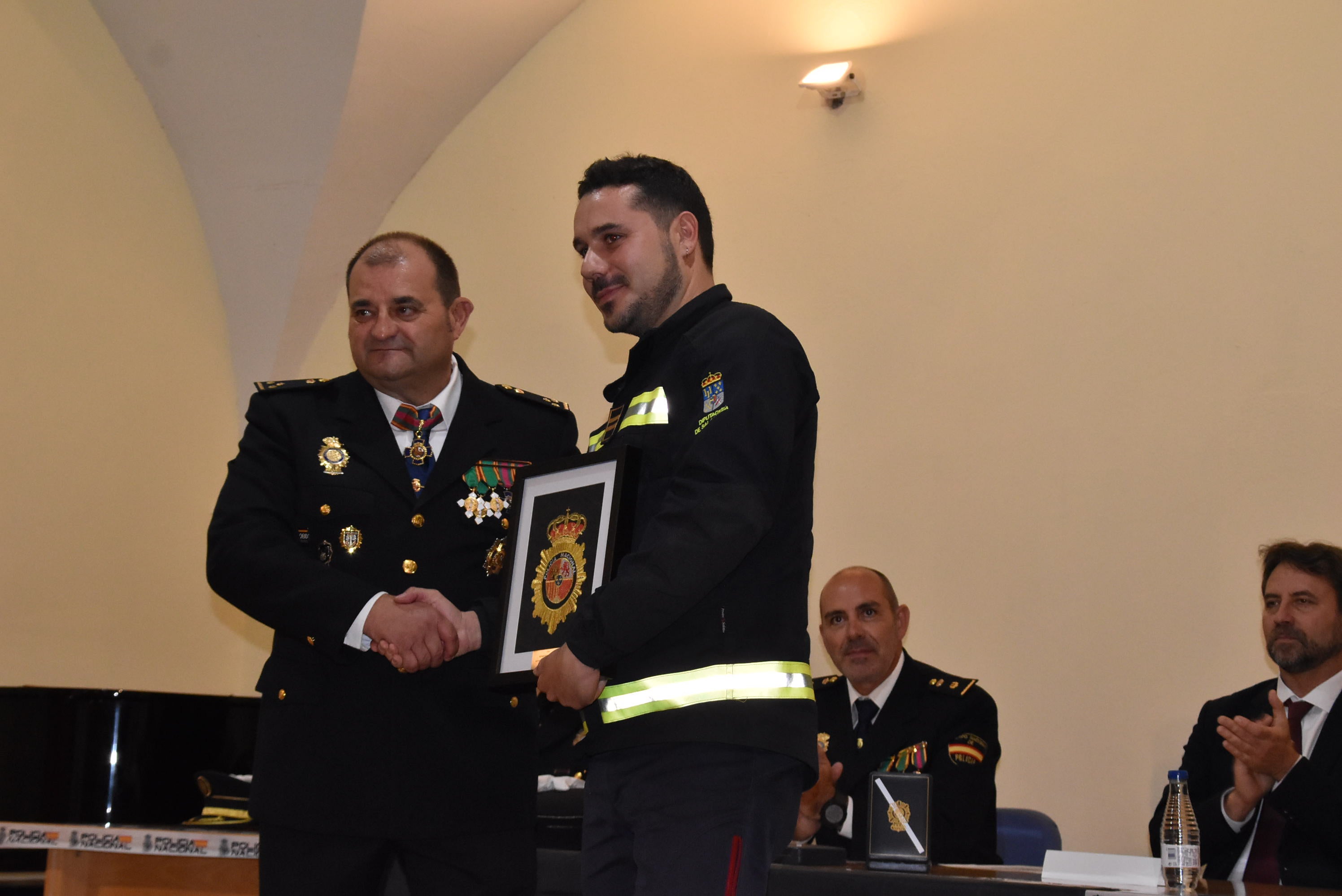 Béjar solicita la Medalla del Mérito de Protección Ciudadana de Castilla y León para la Policía Nacional