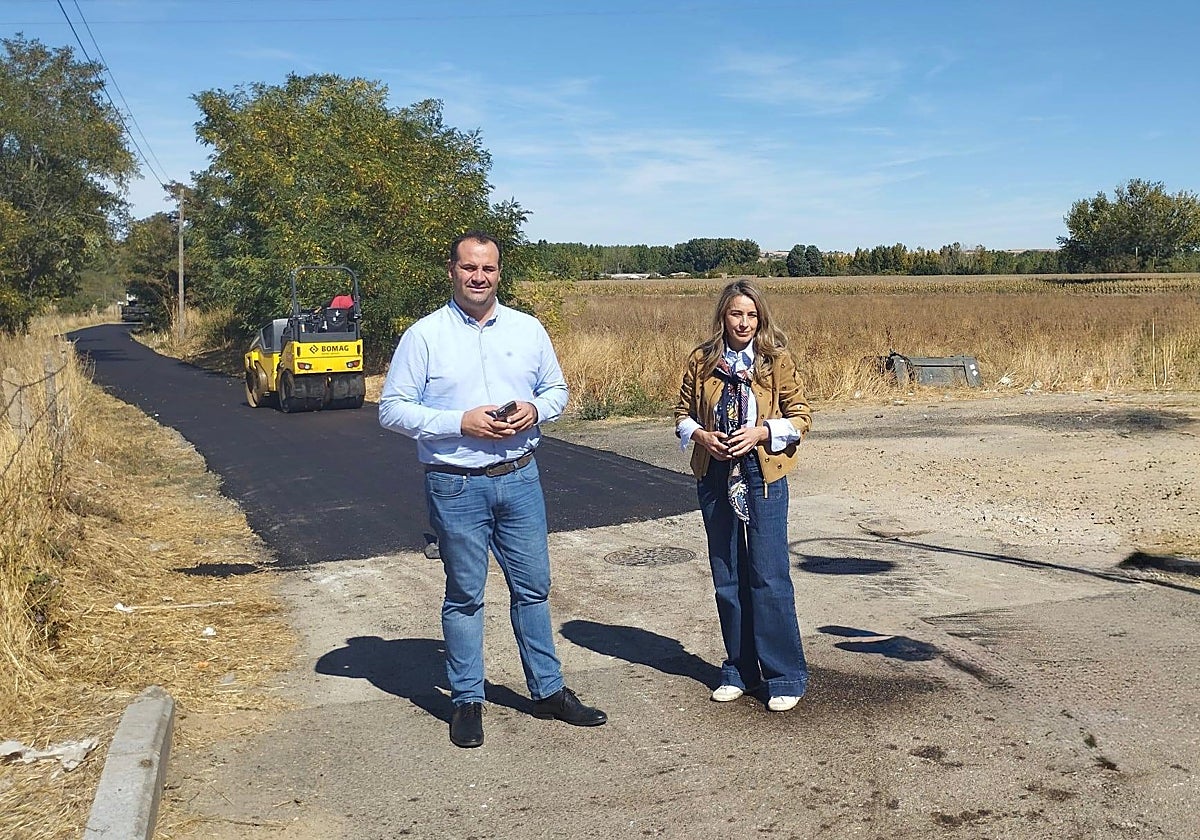 David Mingo y Marta Labrador, en el lugar de las obras.