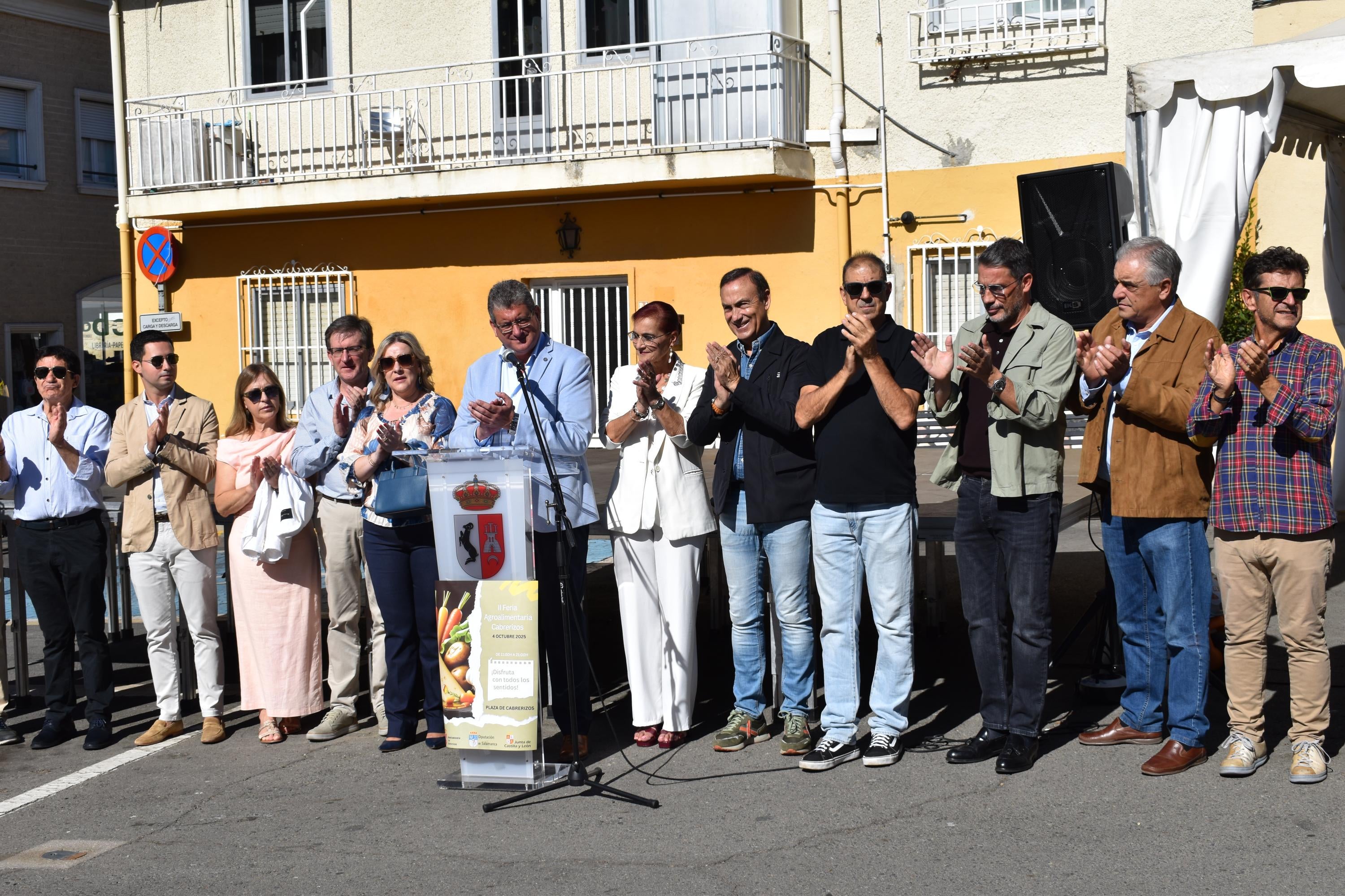 Cabrerizos triunfa con su feria agroalimentaria