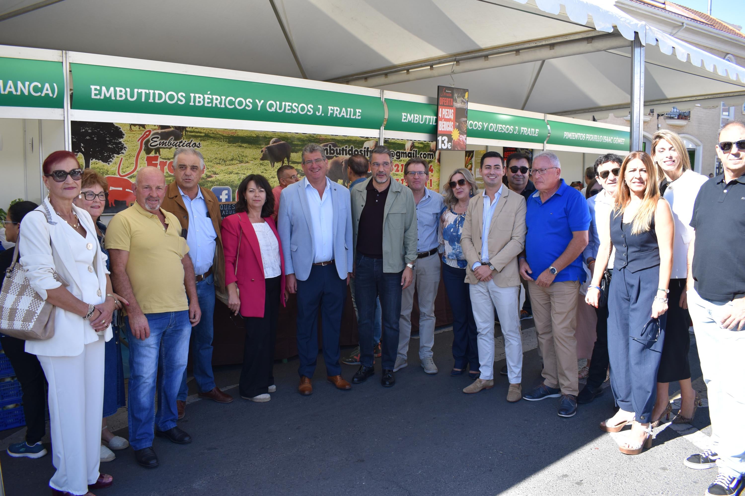 Cabrerizos triunfa con su feria agroalimentaria