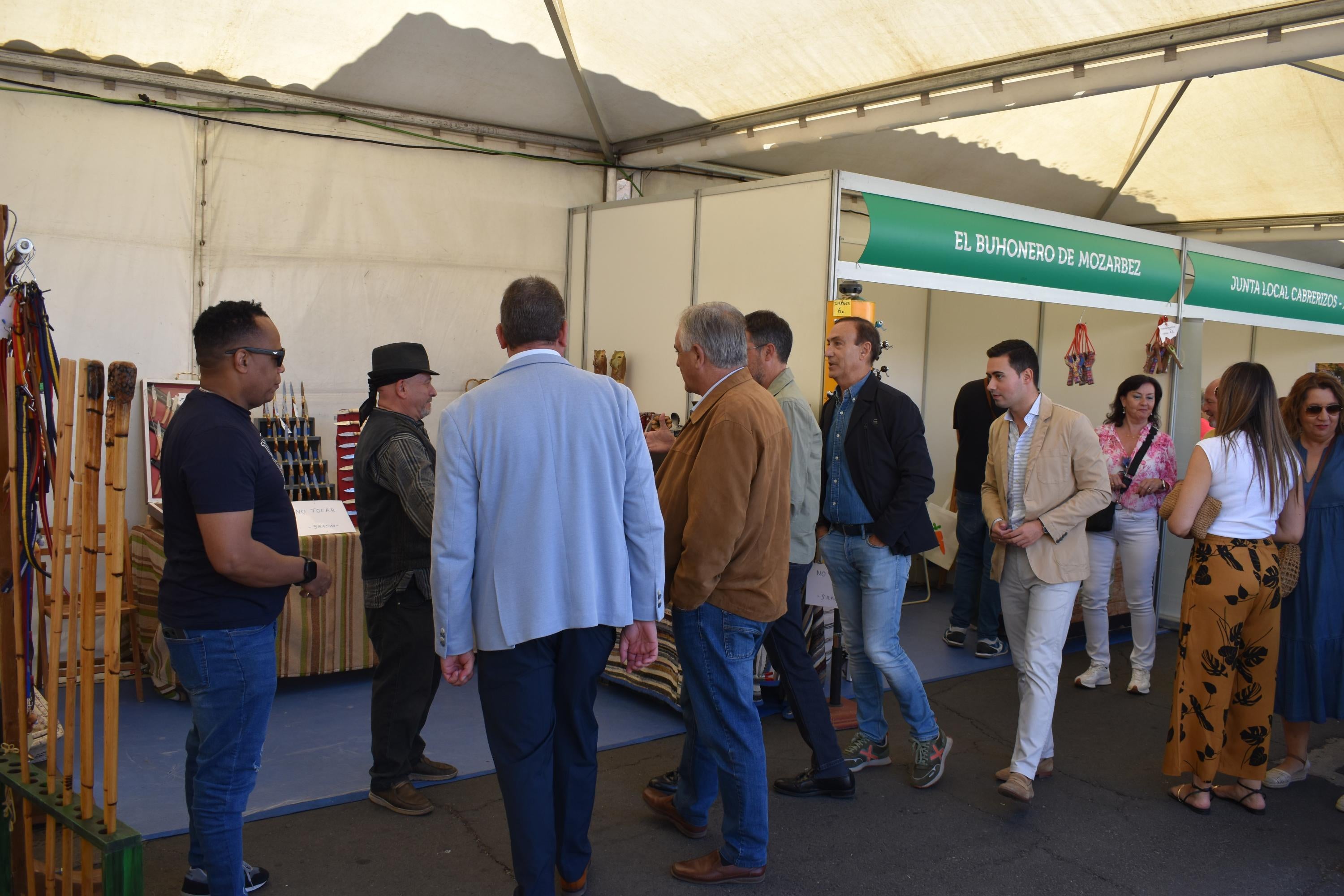 Cabrerizos triunfa con su feria agroalimentaria