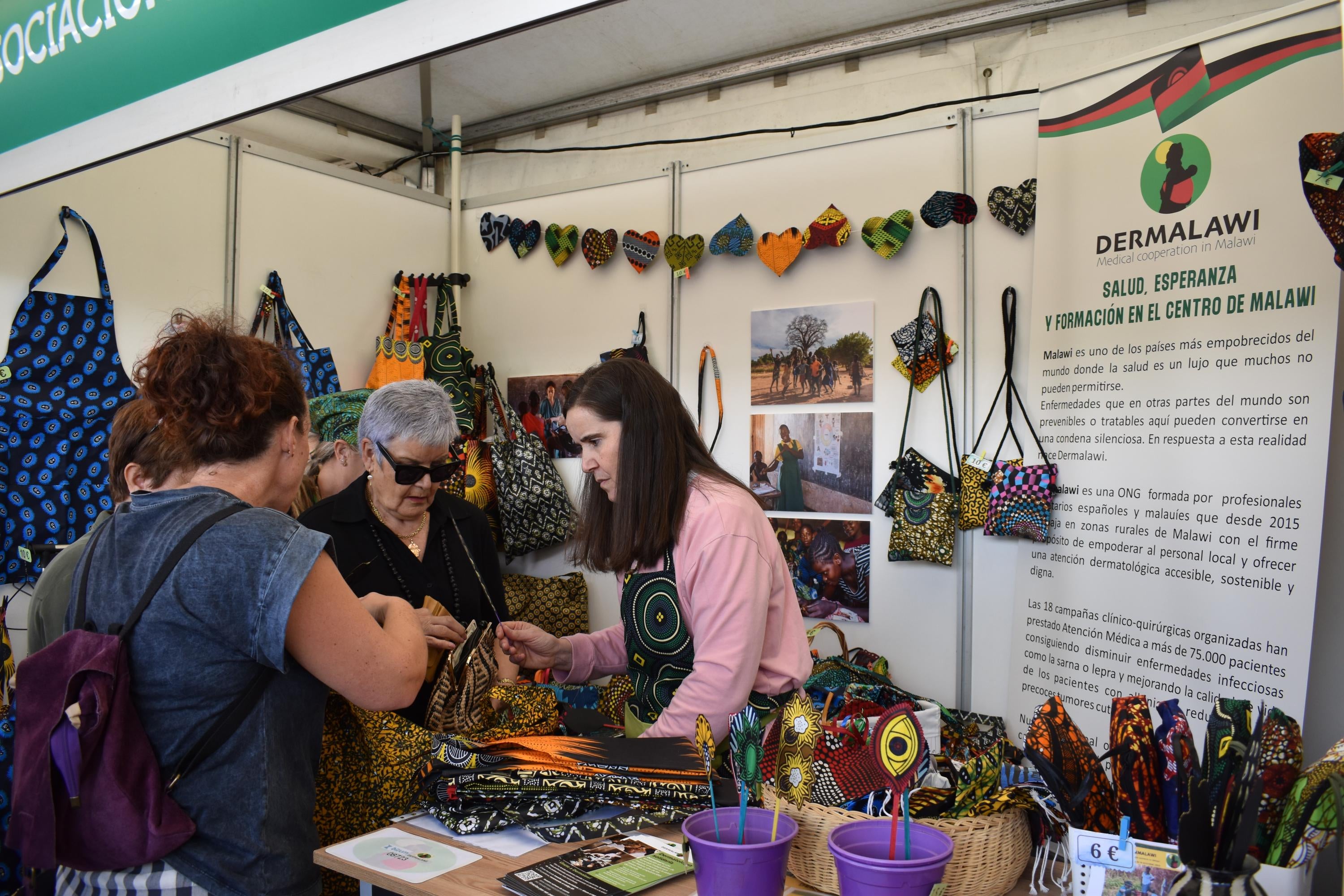 Cabrerizos triunfa con su feria agroalimentaria
