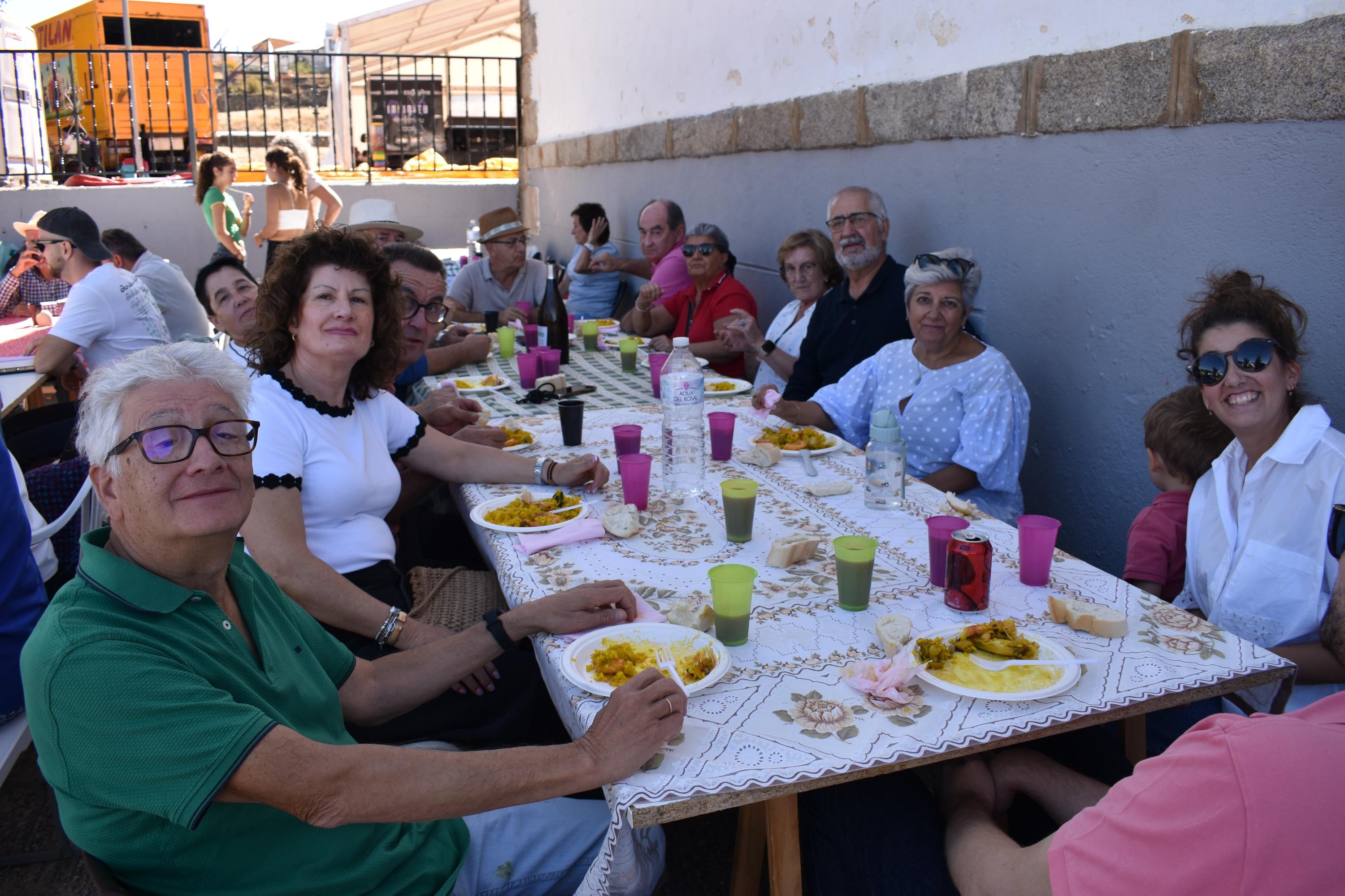 La paella de Las Veguillas reúne a 400 comensales
