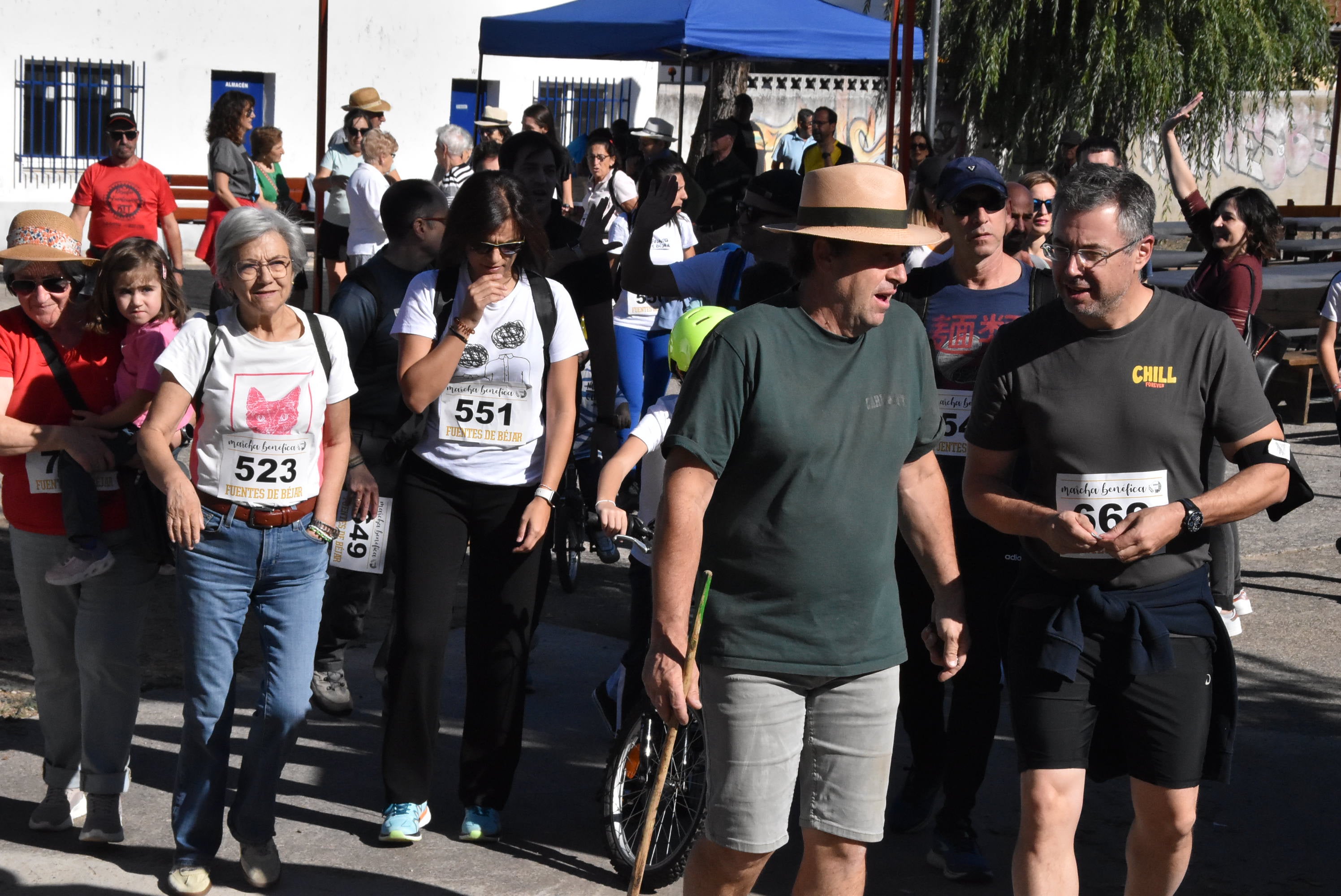 Fuentes de Béjar camina por la esclerosis múltiple