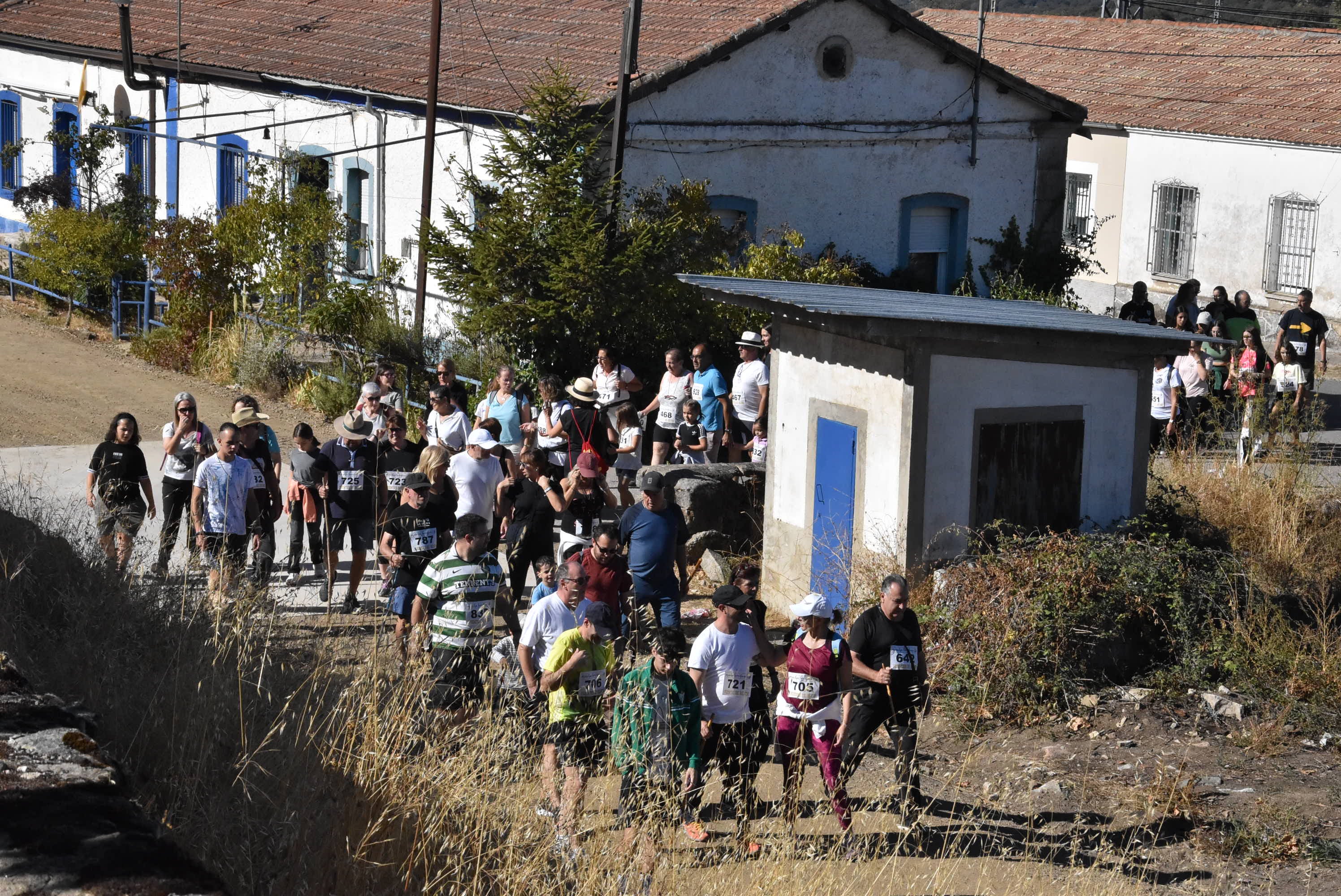 Fuentes de Béjar camina por la esclerosis múltiple