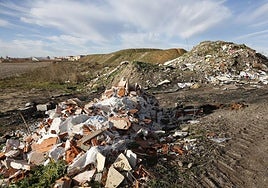 Solar en las proximidades de Salamanca, convertido en escombrera.