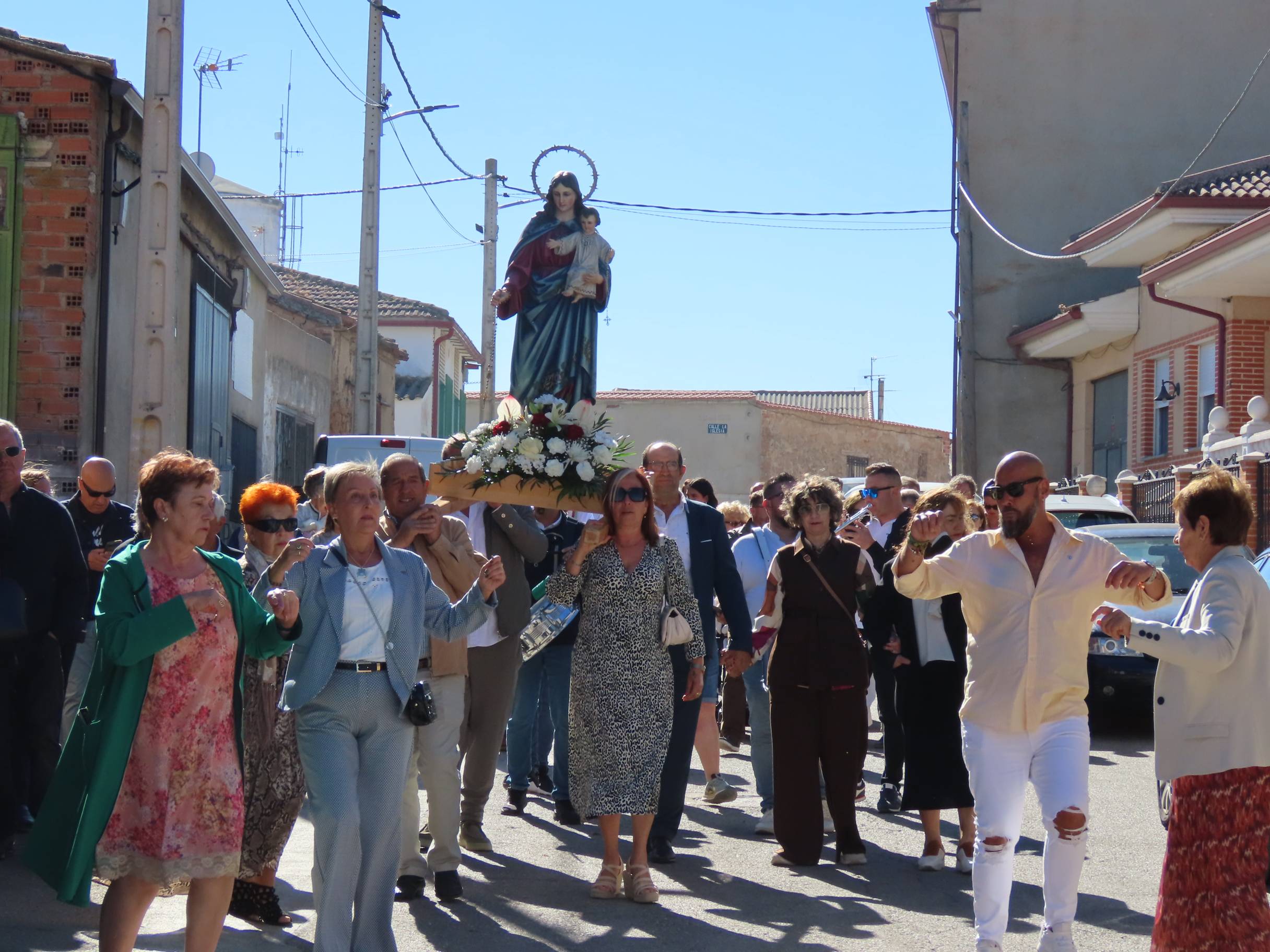 Derroche de adrenalina y alegría en las calles de Poveda de las Cintas