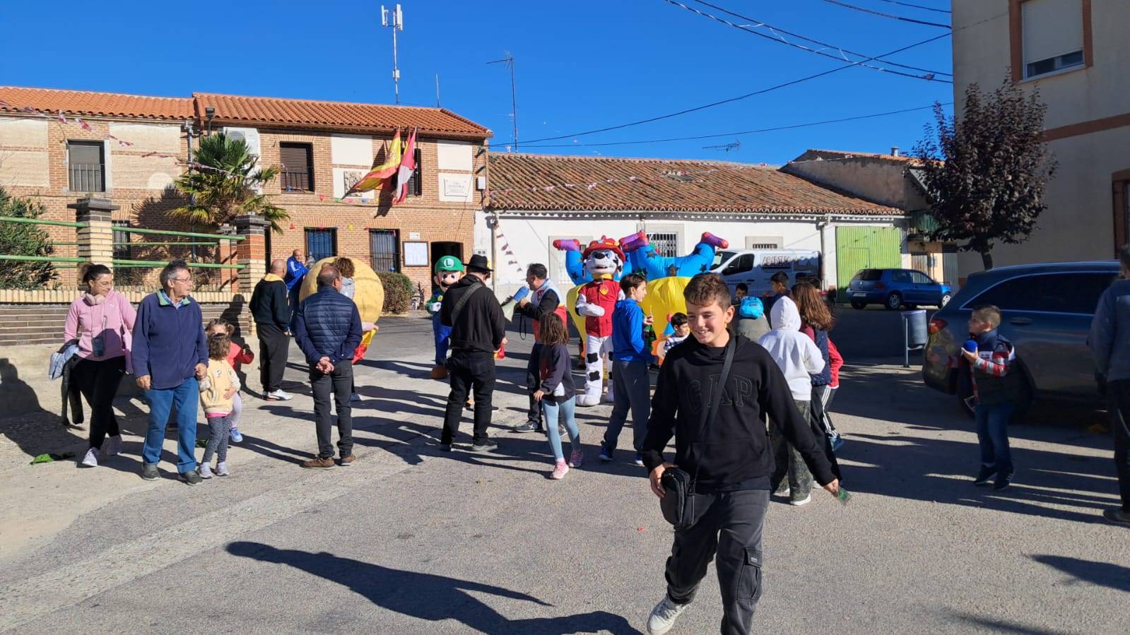 La &#039;Torta Rica&#039; tradicional de Coca de Alba para todo el pueblo