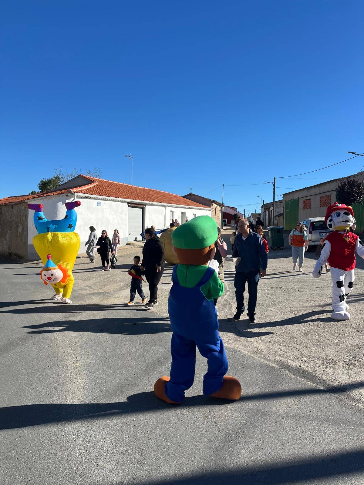 La &#039;Torta Rica&#039; tradicional de Coca de Alba para todo el pueblo