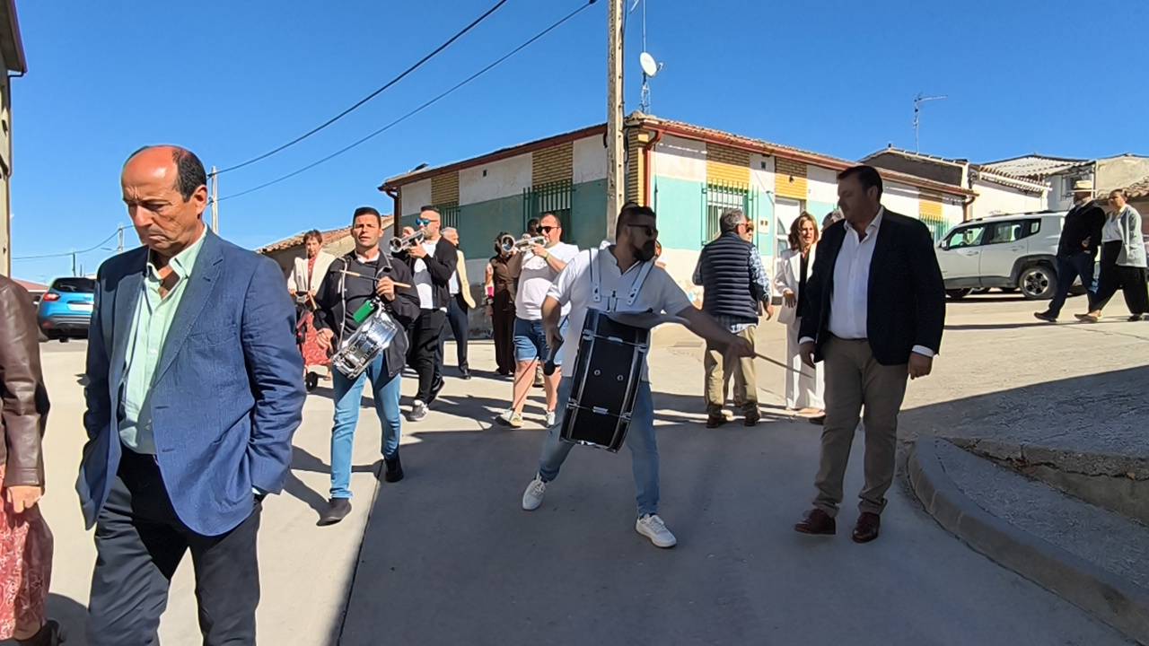 Derroche de adrenalina y alegría en las calles de Poveda de las Cintas