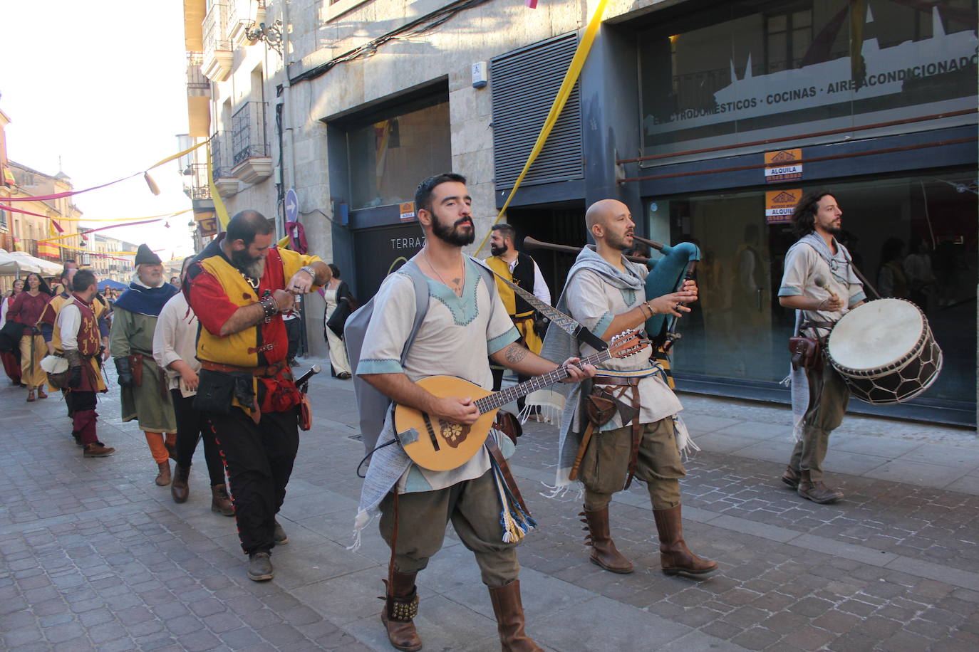 Ciudad Rodrigo despide la VIII Feria Medieval con el poderío de los caballeros