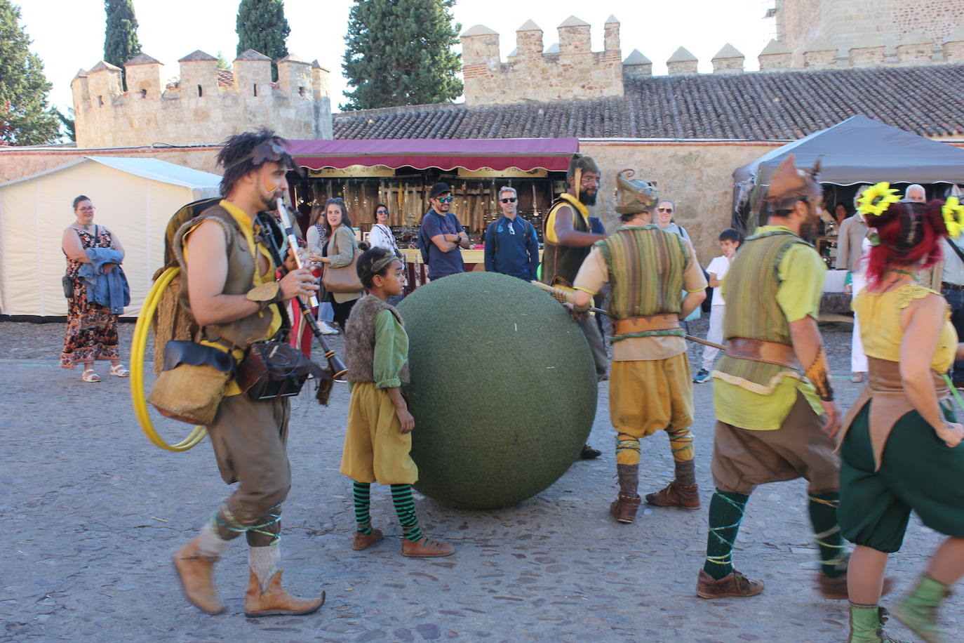 Ciudad Rodrigo despide la VIII Feria Medieval con el poderío de los caballeros