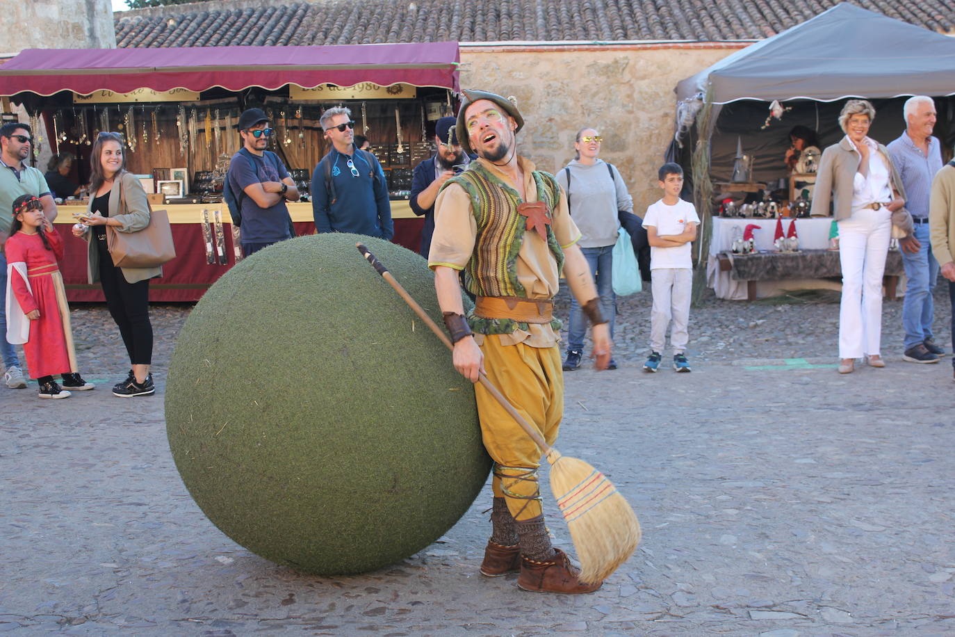 Ciudad Rodrigo despide la VIII Feria Medieval con el poderío de los caballeros