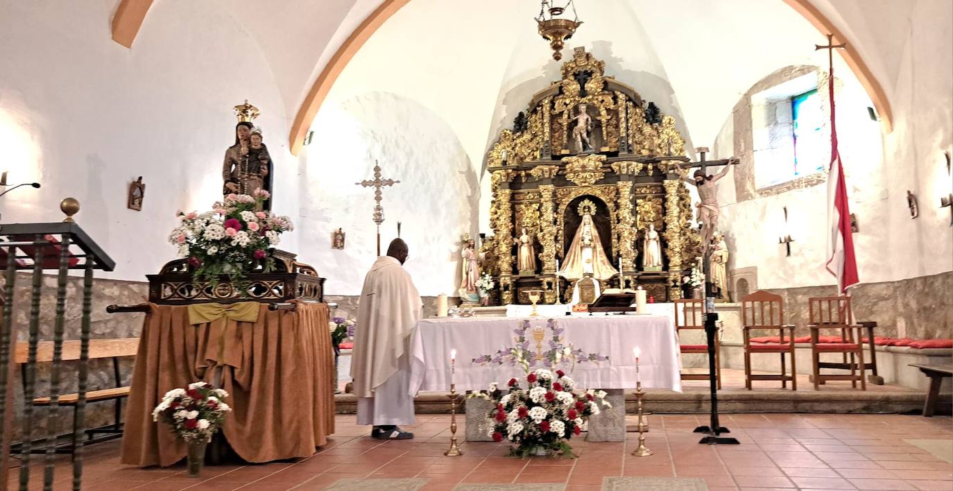Navamorales despide sus fiestas de la Virgen del Rosario