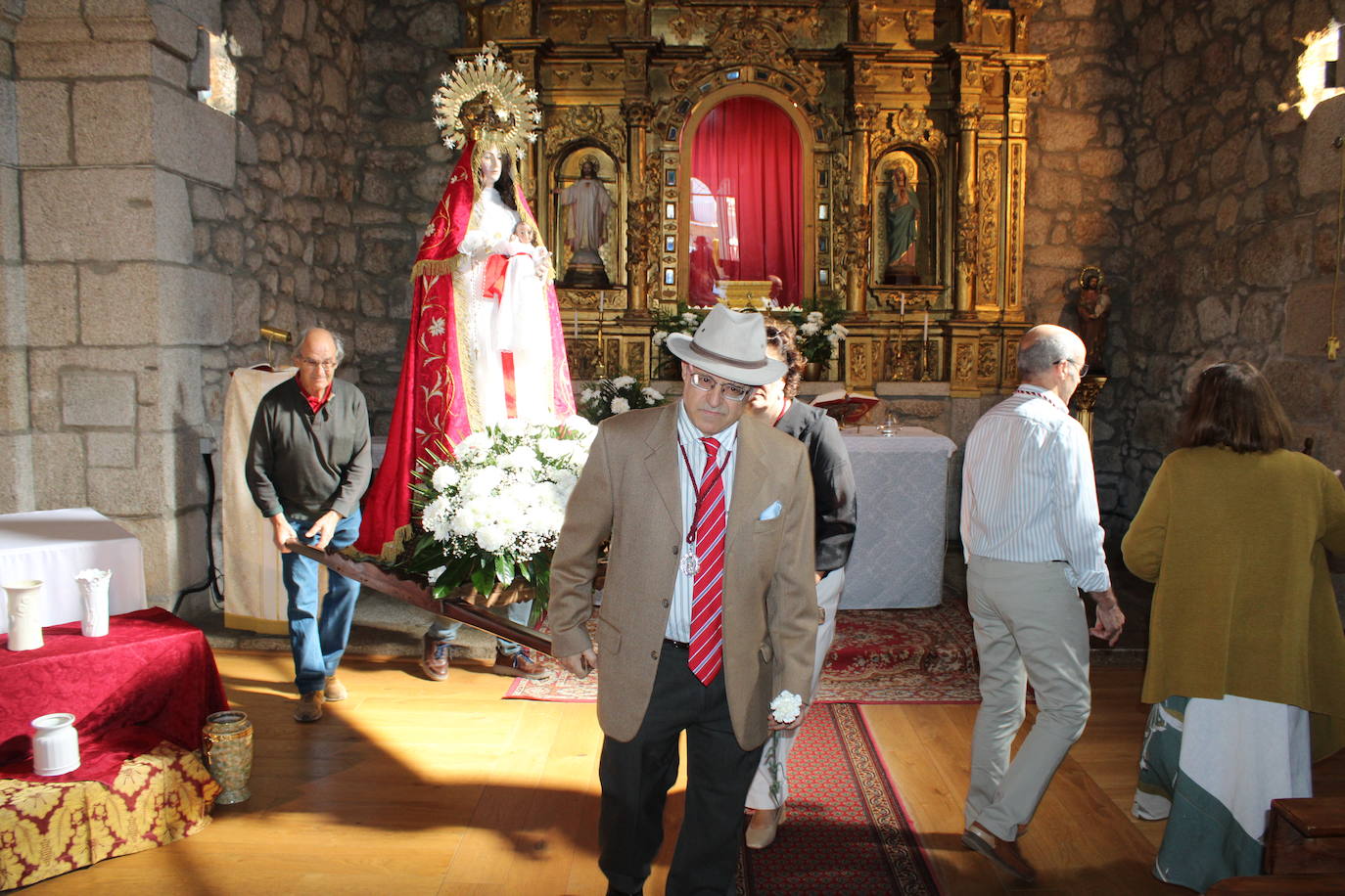 Cantagallo rinde honores a la Virgen del Rosario