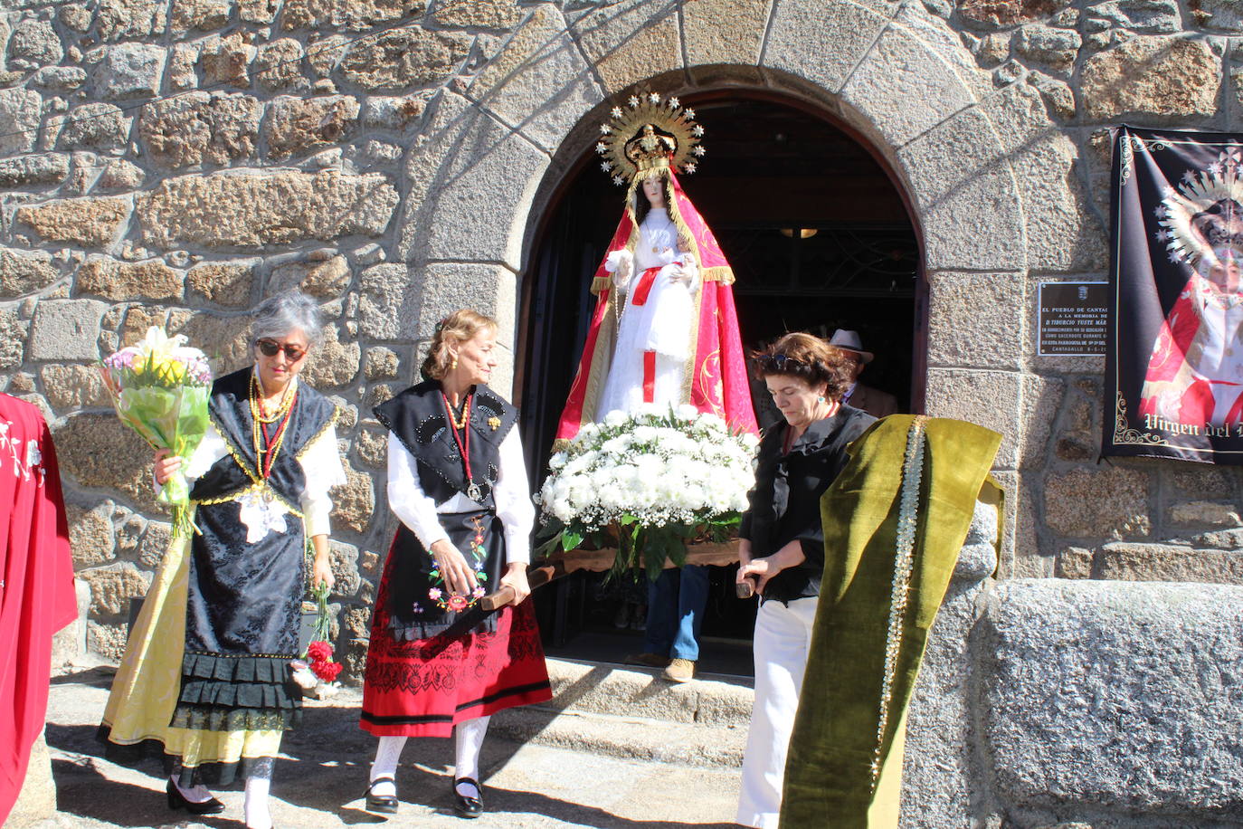 Cantagallo rinde honores a la Virgen del Rosario