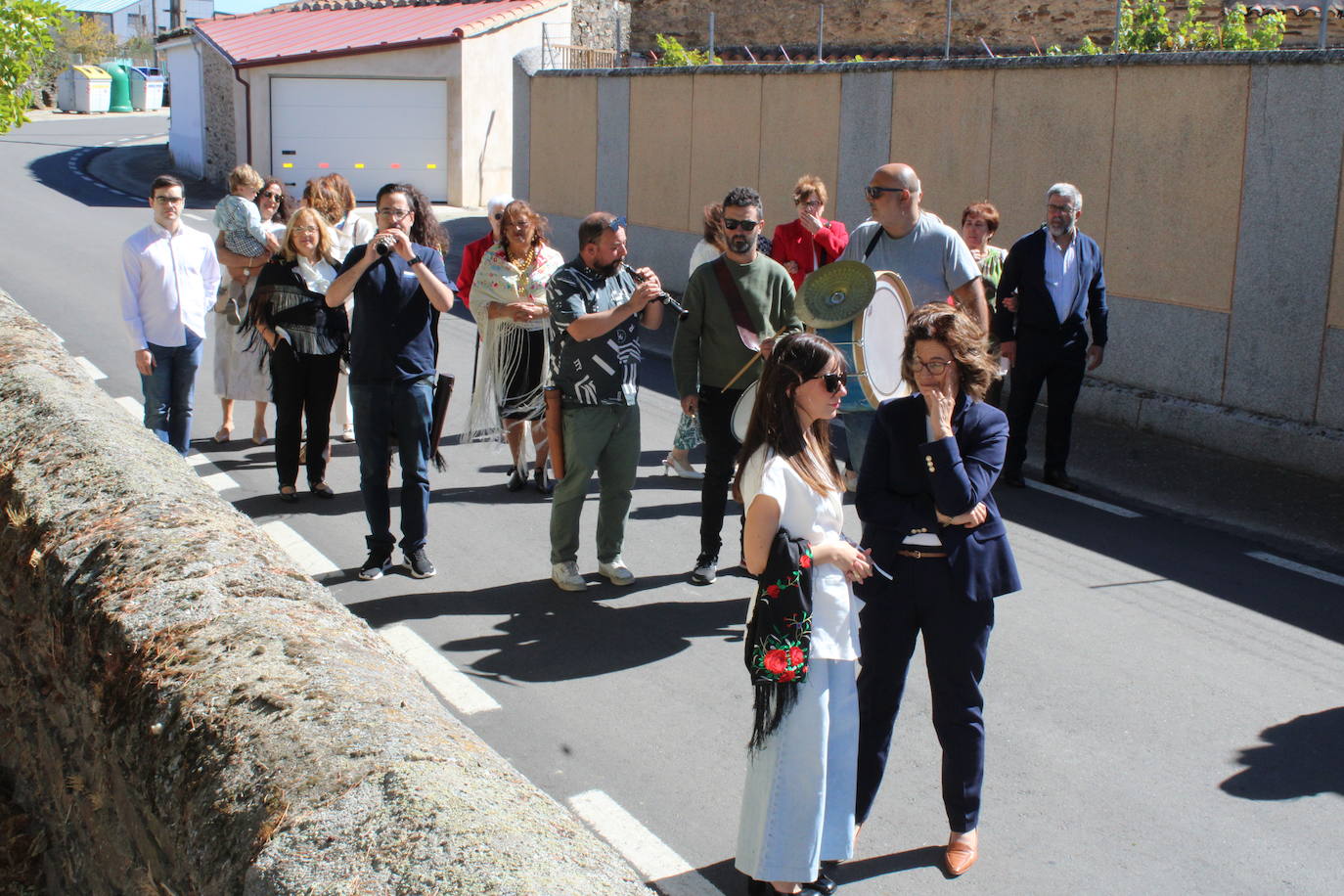Pizarral honra a la Virgen del Rosario