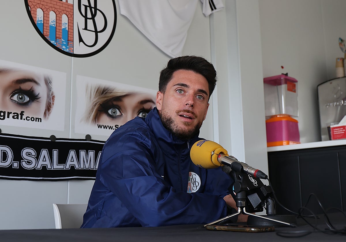 Jorge García compareciendo ante los medios.