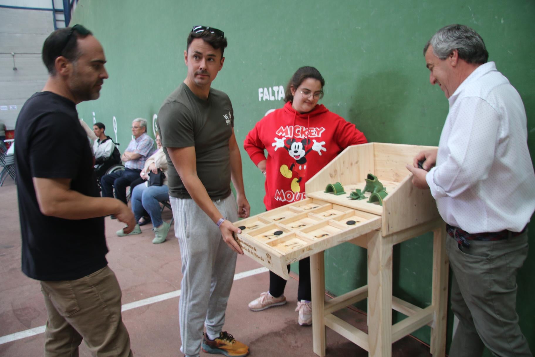 Cata de jamón y juegos tradicionales, en Aldehuela de la Bóveda