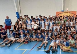 Varios participantes infantiles de distintas disciplinas de la Escuela Deportiva de Aldeatejada.