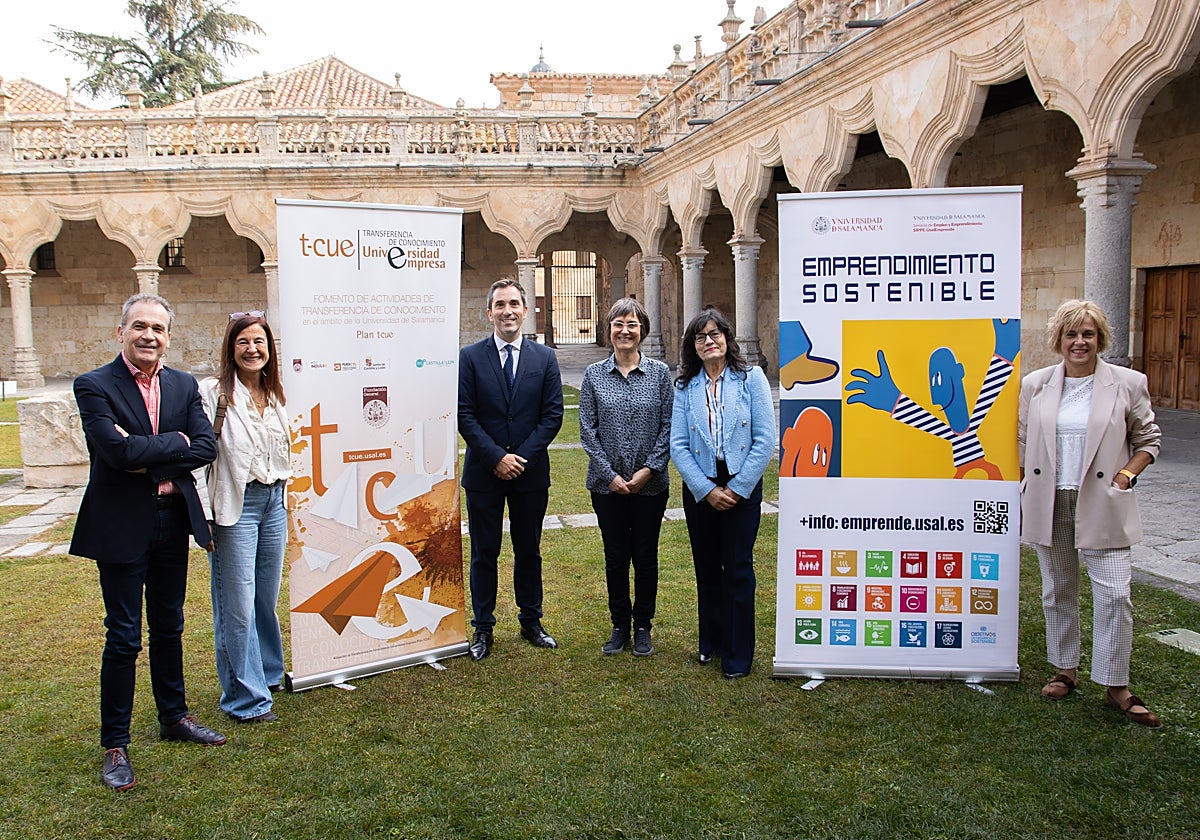 Presentación de la iniciativa en el Patio de Escuelas Menores.