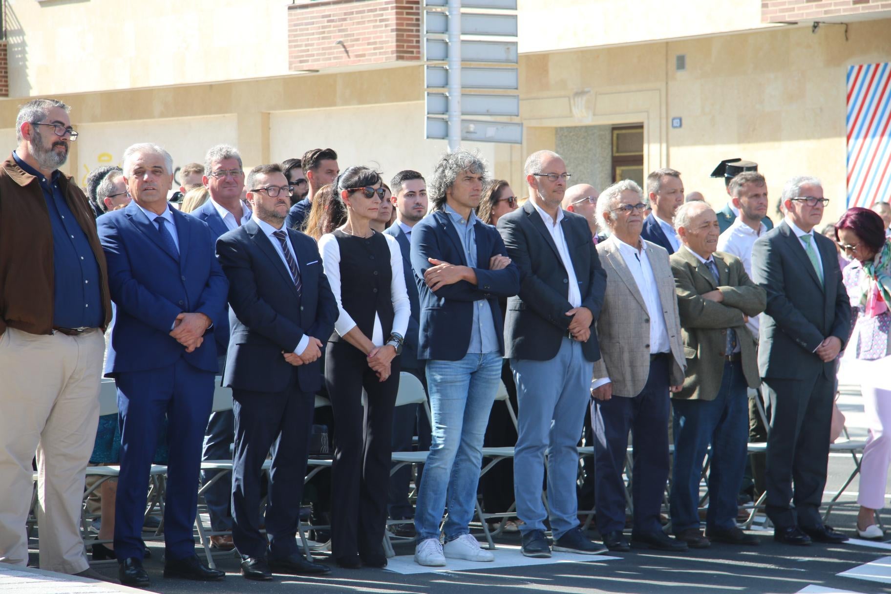 Villares homenajea a la Benemérita