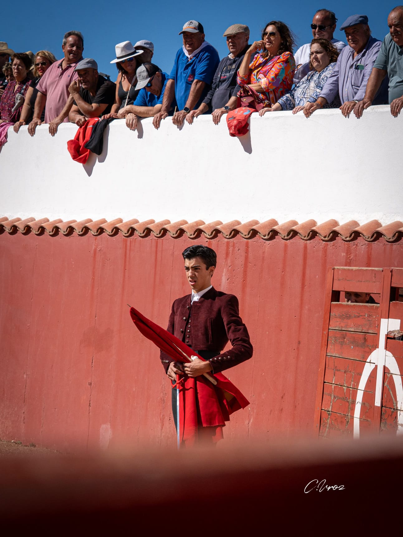 Así fue la fiesta de la peña de Marco Pérez antes de partir a México