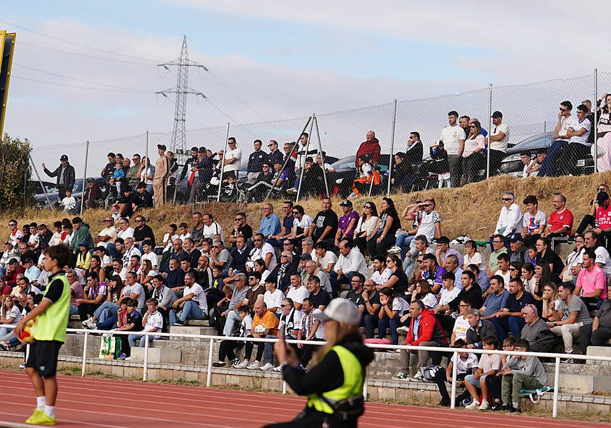 ¿Le parece justa la compensación del Salamanca UDS a sus abonados por seguir jugando en Las Pistas?