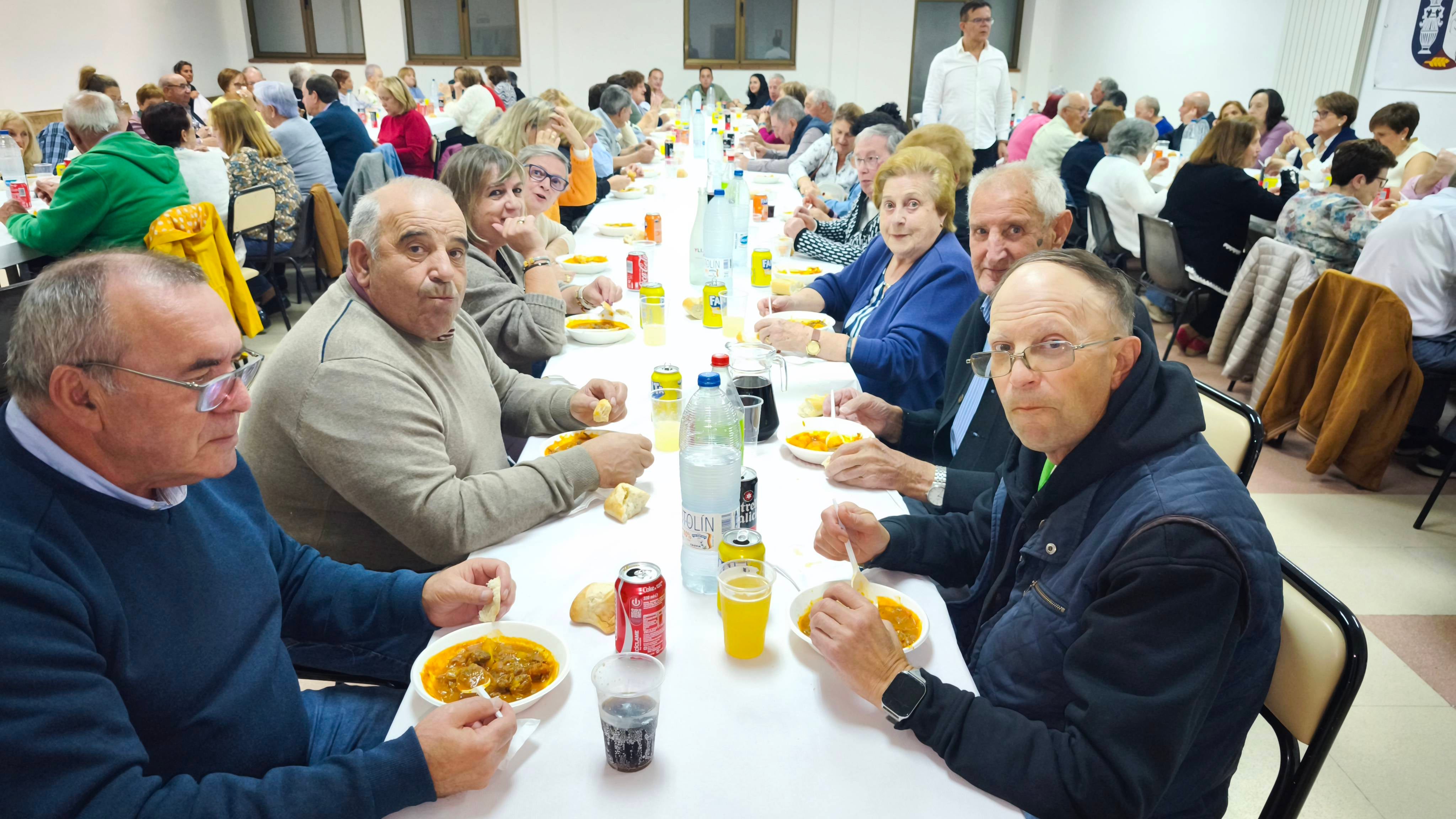 Unidos por su fe en los pueblos