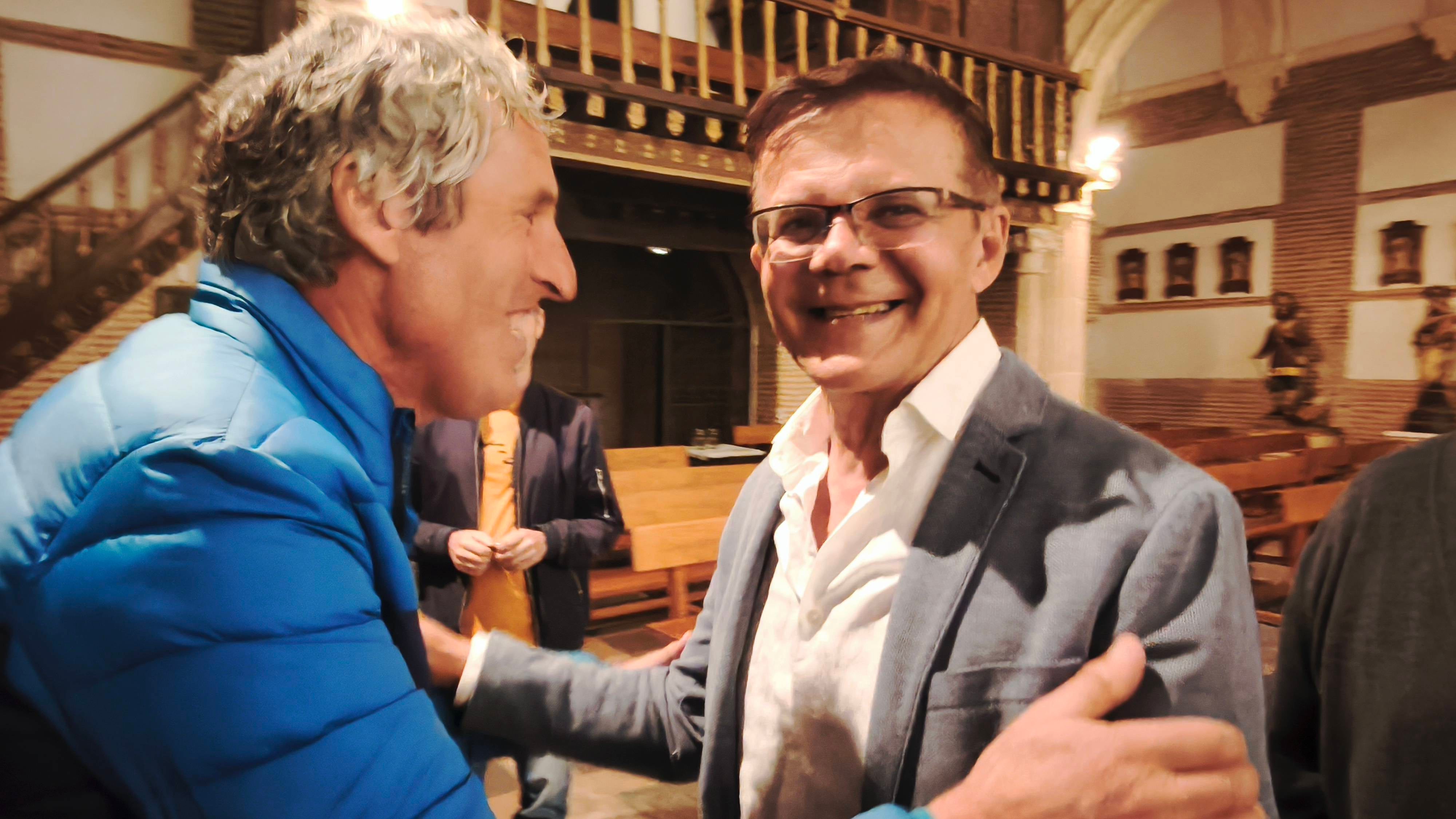 Unidos por su fe en los pueblos