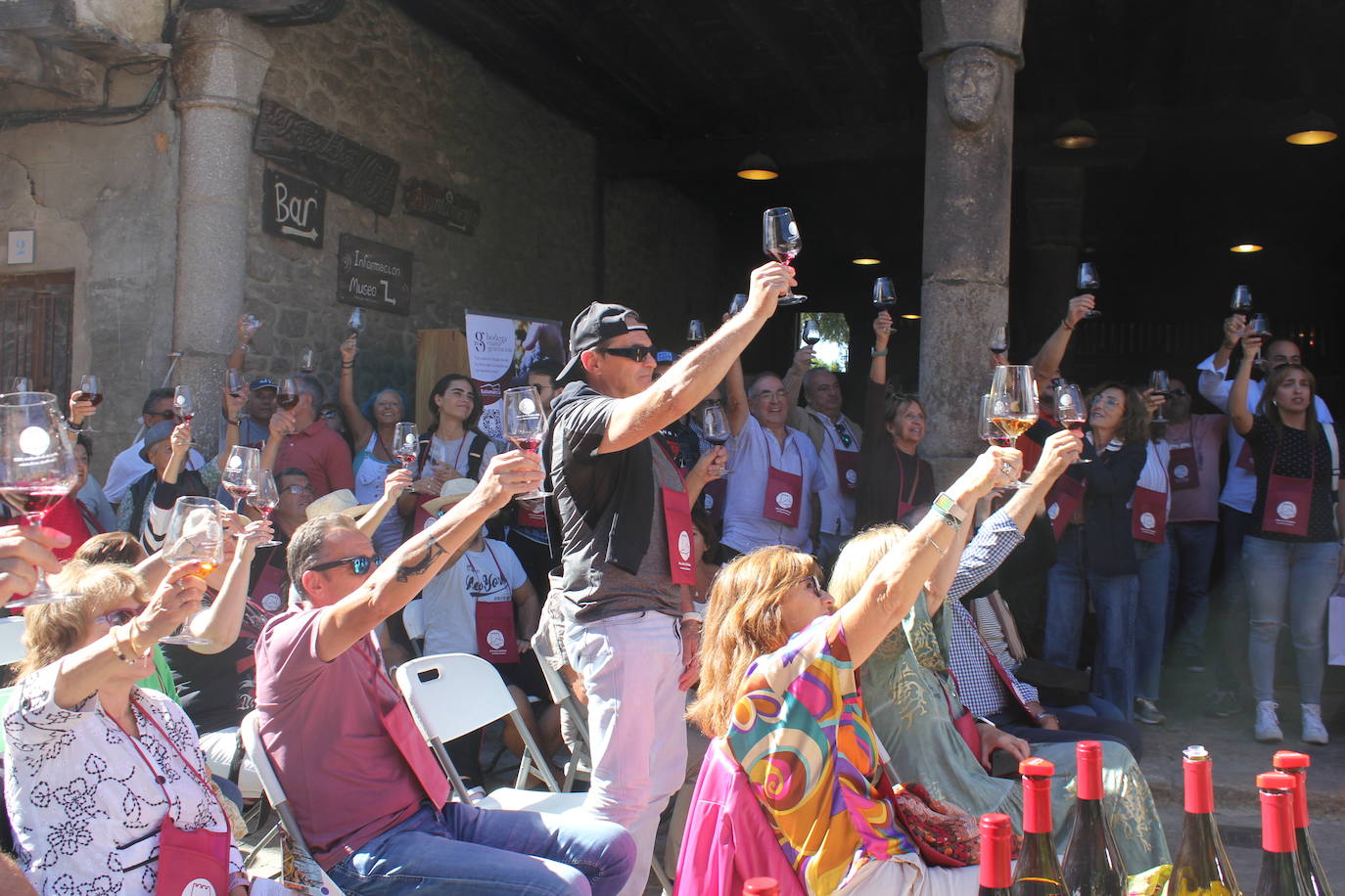 San Martín del Castañar brinda por el vino de la provincia en la XII Fiesta de la Vendimia