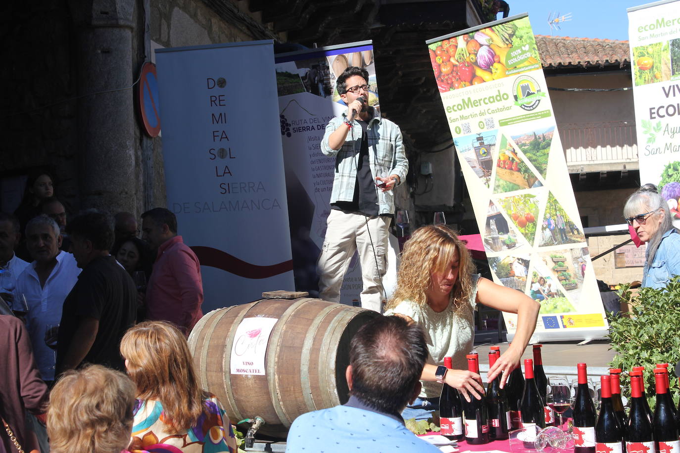 San Martín del Castañar brinda por el vino de la provincia en la XII Fiesta de la Vendimia