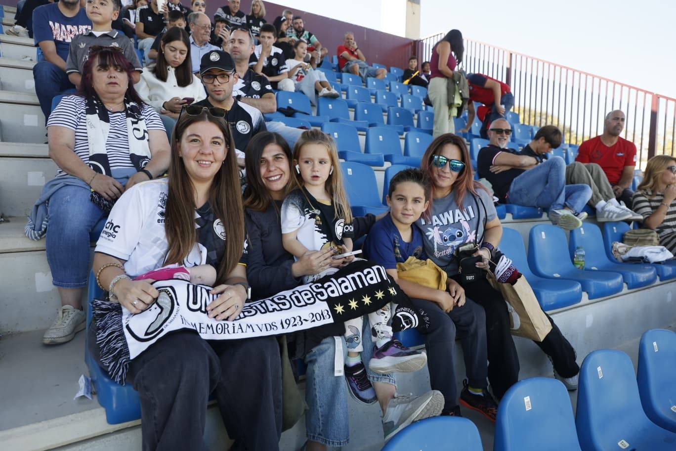 ¡Búscate en la grada del Reina Sofía en el partido entre Unionistas y la AD Mérida!