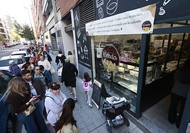 Colas en el acceso a Berretes