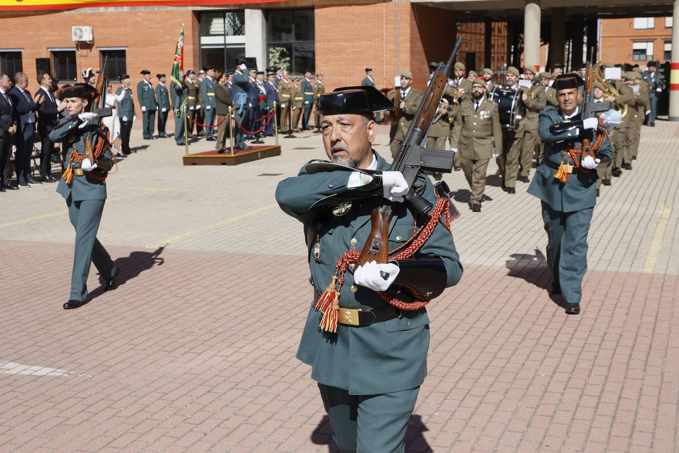 La celebración de la Guardia Civil por el Día del Pilar, en imágenes