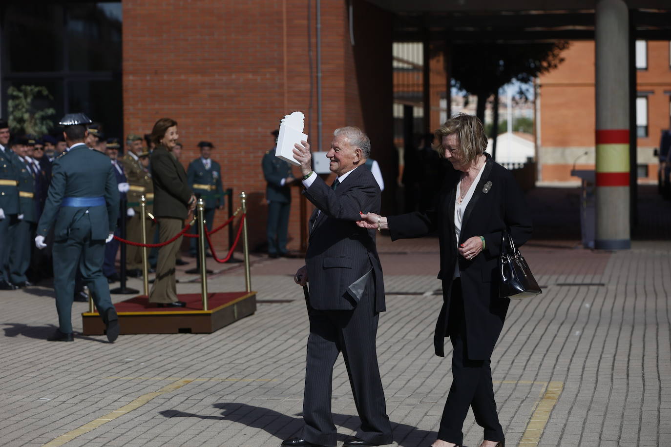 La celebración de la Guardia Civil por el Día del Pilar, en imágenes