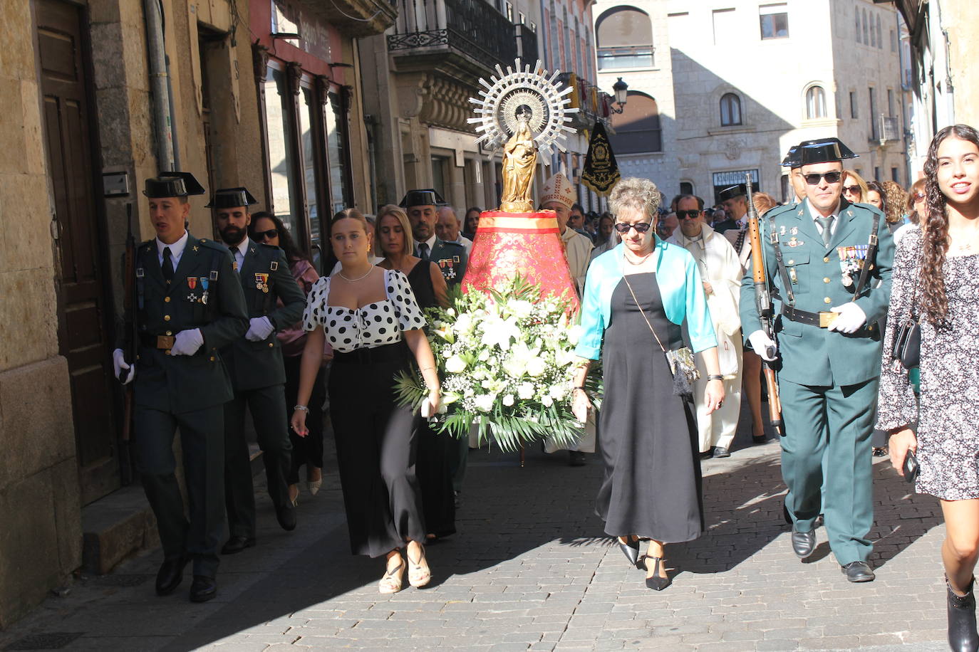 Solemnidad y fidelidad a la bandera, en los actos de la Guardia Civil de Ciudad Rodrigo