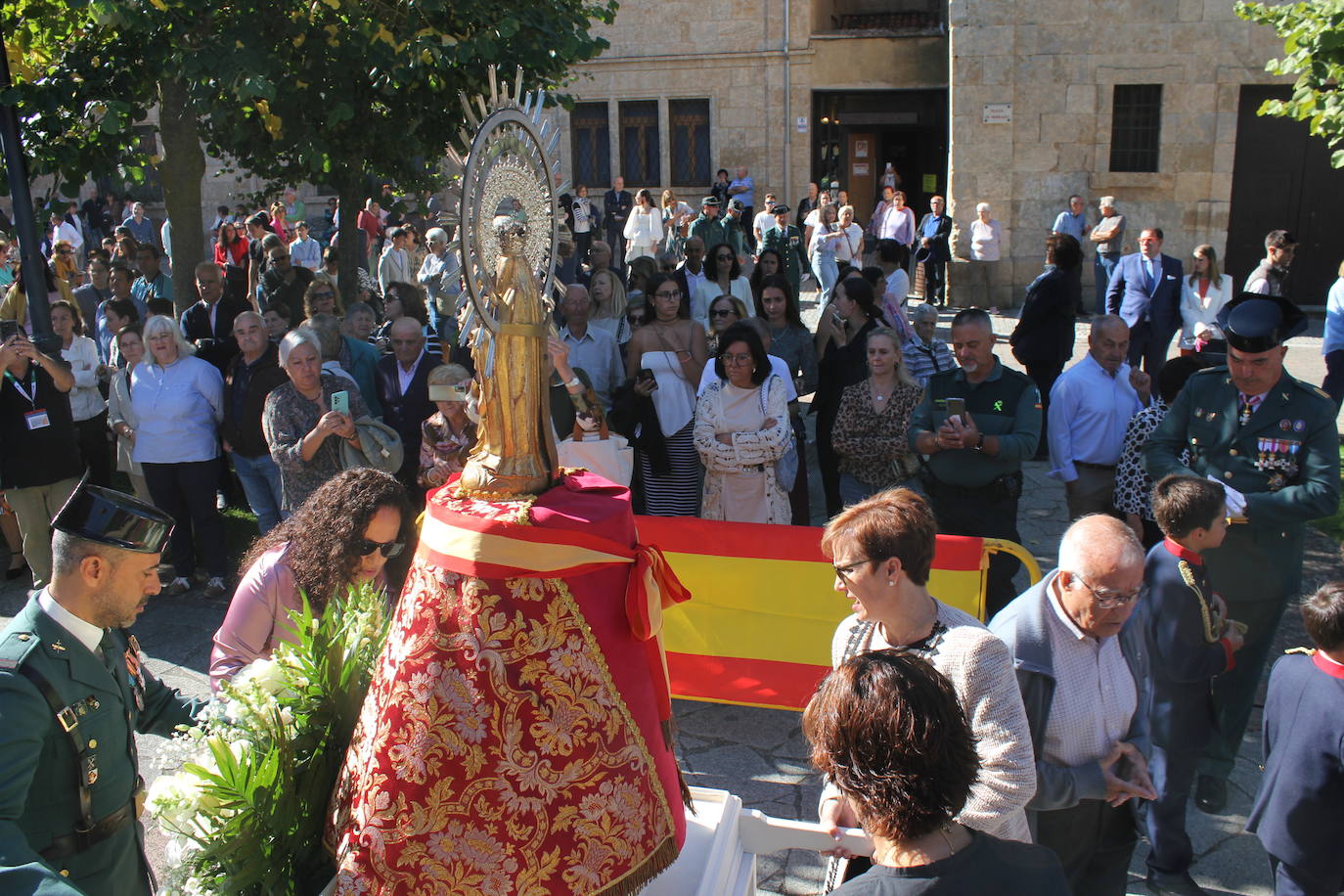 Solemnidad y fidelidad a la bandera, en los actos de la Guardia Civil de Ciudad Rodrigo