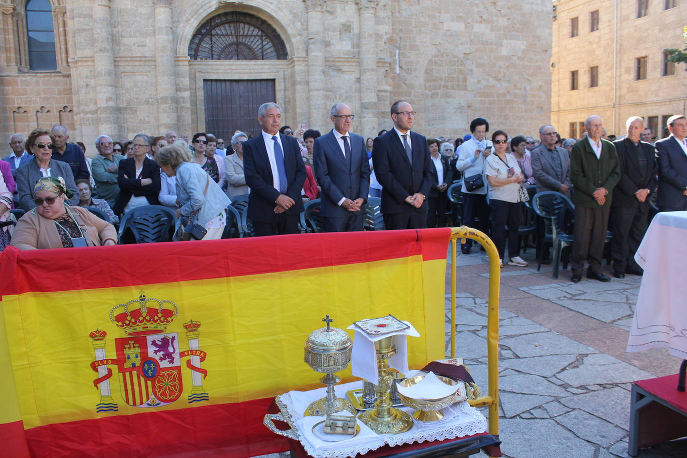 Solemnidad y fidelidad a la bandera, en los actos de la Guardia Civil de Ciudad Rodrigo