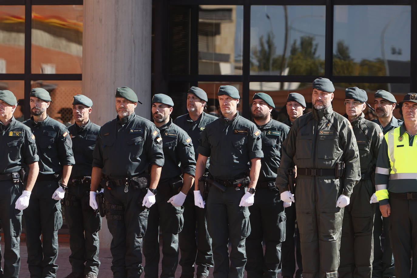 La celebración de la Guardia Civil por el Día del Pilar, en imágenes